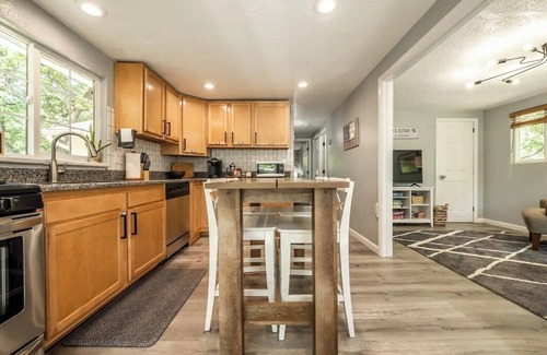 Old North End Casa | »Near Dwntwn + CC« King Beds┃Trail Access┃Firepit
