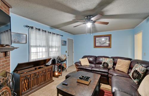 Westover Casa | Near Fort Liberty Home with Yard in Fayetteville!