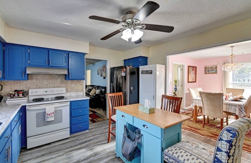 Westover Casa | Near Fort Liberty: Home w/ Yard in Fayetteville!