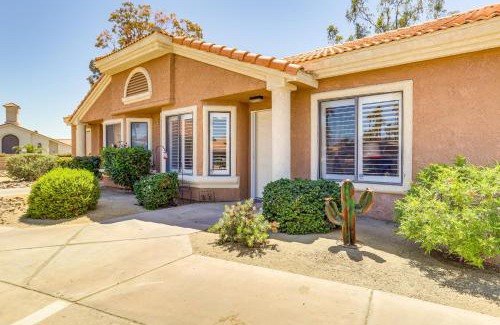 Palm Desert Apartamento | Near Golf Condo with Pool Access in Palm Desert!