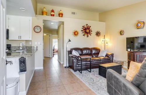 Palm Desert Apartamento | Near Golf Condo with Pool Access in Palm Desert!