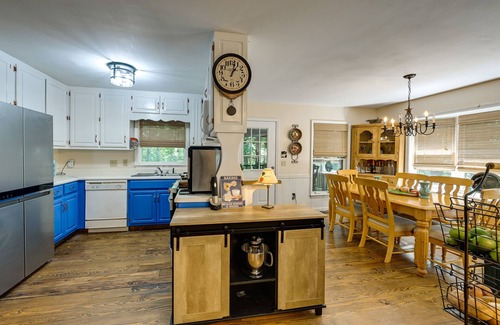 Scaly Mountain Casa | Near Highlands: 36-Acre Scaly Mountain Lodge