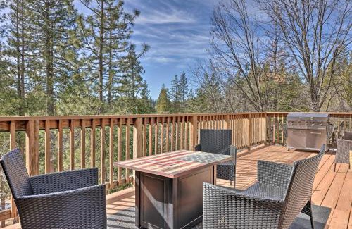 Arnold Casa | Near Hiking and Wineries Arnold Cabin with Deck!