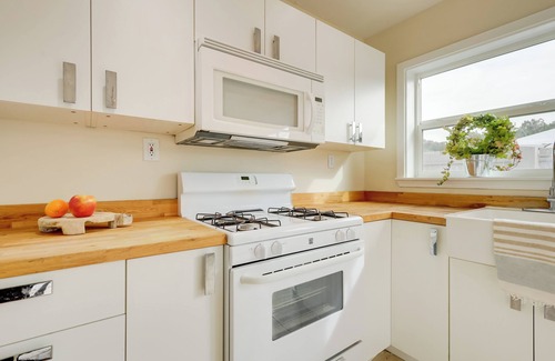 Cerrillos Apartamento | Near Hiking: Dog-Friendly Studio in Los Cerrillos
