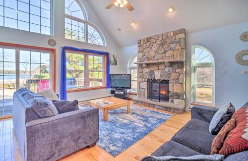Albrightsville Casa | Near Hiking Lakefront Albrightsville Home with Deck