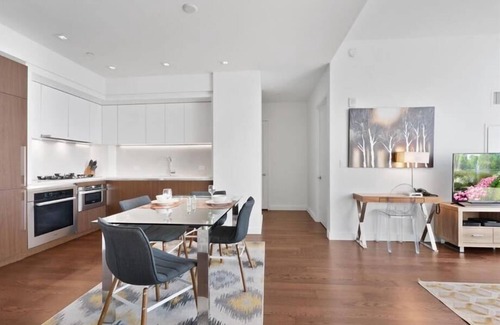 Hudson Yards Apartamento | near Hudson Hards 2 Deluxe BR | 42nd Street