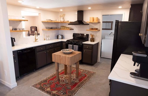 Indian Cove Casa | Near Indian Cove & JTNP, Outdoor Lounge, + FirePit