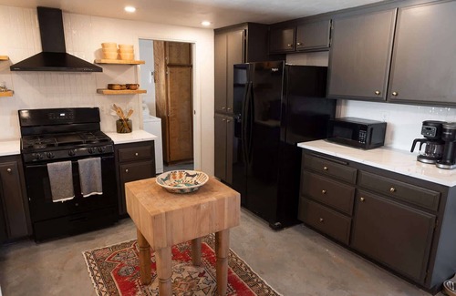 Indian Cove Casa | Near Indian Cove & JTNP, Outdoor Lounge, + FirePit