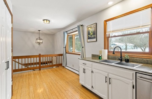 Newfield Casa | Near Ithaca!Hot Tub! LRG Home!Sleeps 12! Dogs ok!