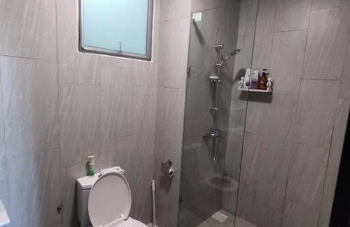 Kuching Apartamento | Near Kuching Airport Liberty Grove Apartment