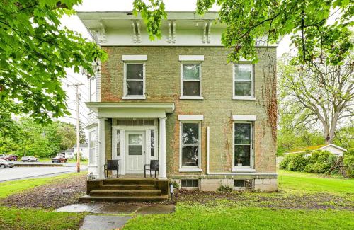 Union Springs Casa | Near Lake and Wineries Spacious Union Springs Home!