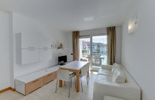 Rivoltella Apartamento | Near Lake APT con Piscina