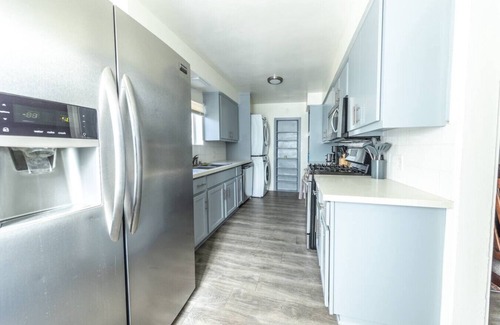 Willmore Casa | 8 Beds Home with 4 Car Parking Space - Near DTLB