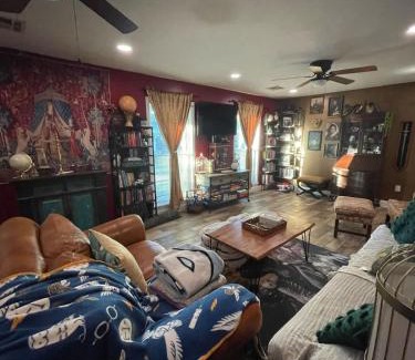 Highlands - Perkins Casa | Near LSU Health district 3BR 2BA House quiet area