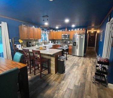 Highlands - Perkins Casa | Near LSU Health district 3BR 2BA House quiet area