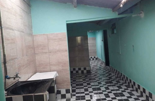 Guaratingueta Casa | Cerca de mercado y panadería.