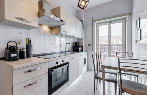 Cinecitta Apartamento | Near Metro A - Modern Boho Style Apartment
