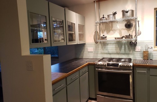 Harvey Park Casa | Near-net-zero home with views, lake, pickleball & basketball courts, playground