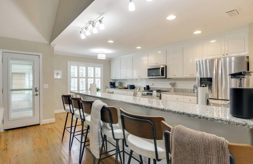 Camden Casa | Near Rev & Civil War History Museums! Camden Home