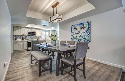 Paradise Valley Village Casa | Near Scottsdale IMPRESSIVE 4bd room home large lot with temp controlled pool