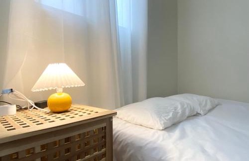 Sinchon-dong Apartamento | Near Shinchon Station Private House