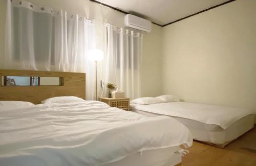 Sinchon-dong Apartamento | Near Shinchon Station Private House
