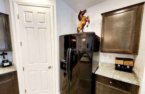 Las Vegas Casa | Near strip family getaway