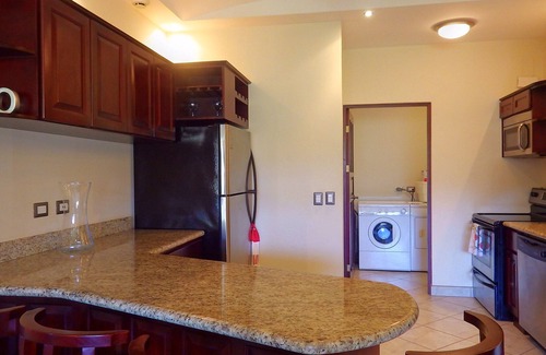 Tamarindo Condominio | Cerca de Penthouse Tamarindo Flamingo Conchal, Se aceptan mascotas, Comunidad privada cerrada