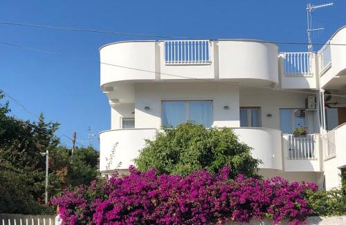 Mondello Villa | Near the beach