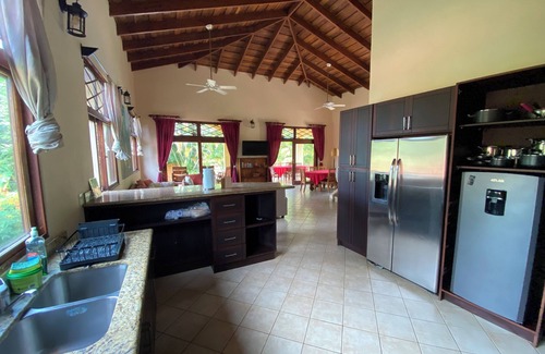 Puerto Carrillo Casa | Piscina Privada, 4 cuadras de Playa Carrillo, Cerca de restaurantes y de Samara