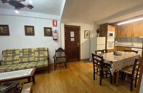 Celis Apartamento | Cerca de la Cueva del Soplao, San Sebastián de Garabandal, estamos en la montaña