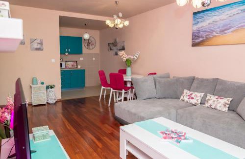 Petrovac Apartamento | Near the sea apartment