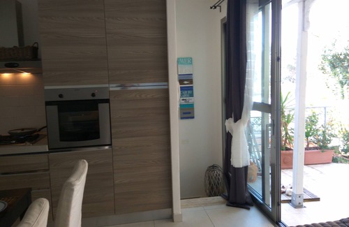 Castiglioncello Apartamento | Cerca del mar para 4 personas. Exterior privado, Wi-Fi gratis, aire acondicionado ga