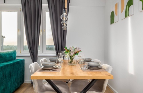 Nowe Miasto Apartamento | Near the Warta River Poznan by Renters