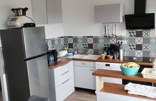 Dax Apartamento | Near train station and spa, F3 apartment with view of the old town of DAX