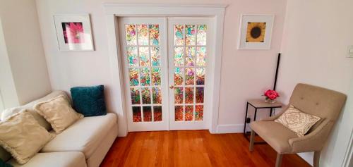 Ashmont Apartamento | Near Train Station Gorgeous 3-Bedroom Apartment with Patios