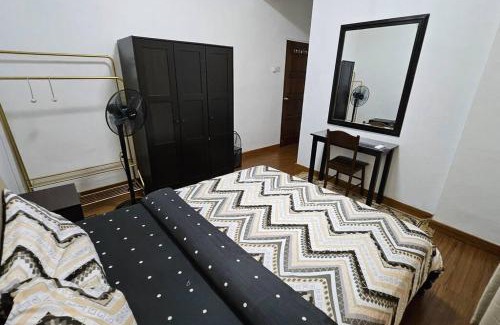 Gelugor Apartamento | Near USM 6 pax, 2 Bedroom w Aircond, 2 toilet, 5G WIFI