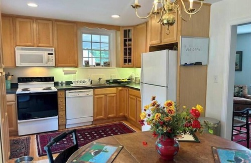 Richmond Casa | Near West End off Libby Avenue