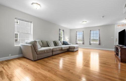 Fair Haven Apartamento | Near YALE - Beautiful Waterfront Townhouse in New Haven