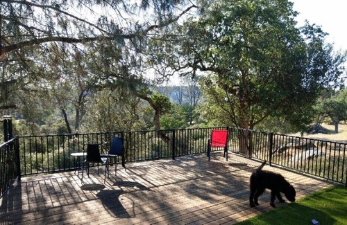 Yosemite Lakes Villa | Near Yosemite and Bass Lake! Sleeps 9 W/ 2 decks for Viewing the outdoors!