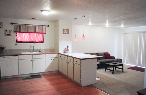 Ogden Apartamento | MLK WKND Especial cercano Snowbasin / POWMOW, aventura al aire libre y vida nocturna!