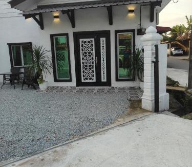 Kuala Terengganu Casa | Nearby umt Unisza airport drawbridge litar gong badak budin's house gong badak Kuala nerus Kuala terengganu