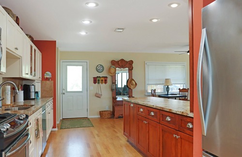 Indian Pass Casa | Nearly Beachfront~ Spacious ~ Pet Friendly ~ Summer Breeze