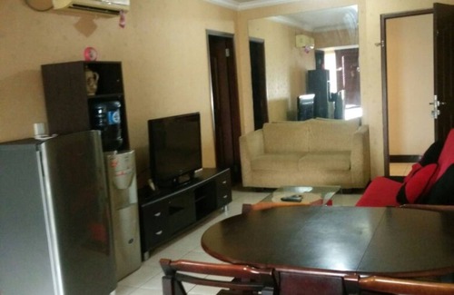 Panunggangan Utara Apartamento | Acogedor apartamento con balcón 2 dormitorios para 3 Pax en Serpong, GWR 1207