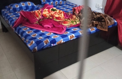 Zirakpur Apartamento | Neat n cleans 3 rooms available for spend private time with your partner.