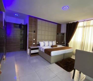 Ikoyi Apartamento | Neatly furnished 3-Bedroom Apartment
