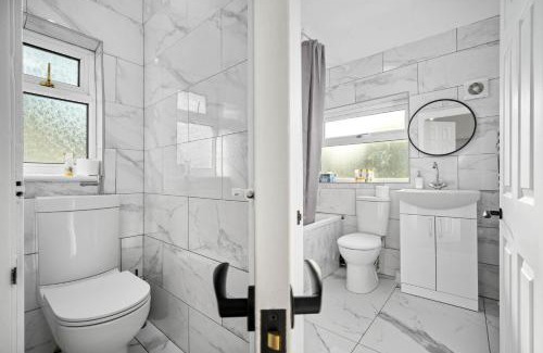 Acocks Green Casa | NEC BHX Free Parking Luxury Prestige Cosy Elegance
