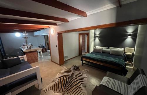 Buffelspoort Cabina | Nectar Game Lodge