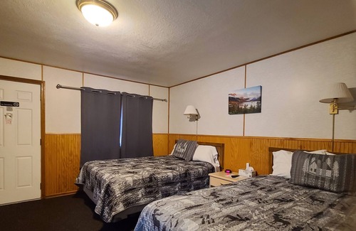 Lincoln Hotel | Habitación de motel limpia y cómoda Lincoln, Montana Rm # 4
