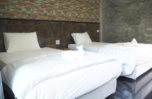 Khanom Cabina | Needa Rock Resort